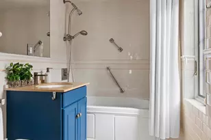 734 E 5th St, New York City, NY 11218 - Photo 7