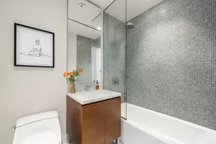 400 W 12th St, New York City, NY 10014 - Photo 7