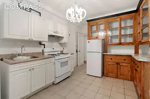 41 W 82 St, New York City, NY 10024 - Photo 11