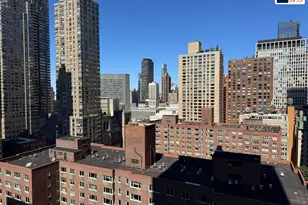 347 W 57th St, New York City, NY 10019 - Photo 3