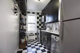 140-21 Burden Crescent, New York City, NY 11435 - Photo 3