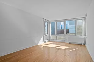 120 Riverside Blvd, New York City, NY 10069 - Photo 3