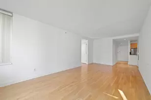 120 Riverside Blvd, New York City, NY 10069 - Photo 7
