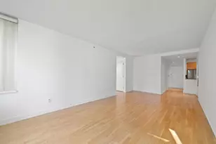 120 Riverside Blvd, New York City, NY 10069 - Photo 7