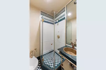 435 E 52nd Street #6C, New York City, NY 10022 - Photo 25