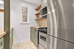 30 Monroe Pl, New York City, NY 11201 - Photo 5