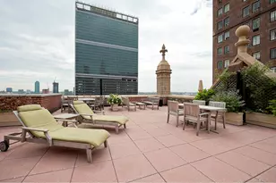 333 E 43rd St, New York City, NY 10017 - Photo 7