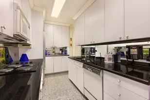 475 Park Ave, New York City, NY 10022 - Photo 9