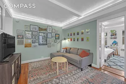 333 E 43rd Street #909, New York City, NY 10017 - Photo 5