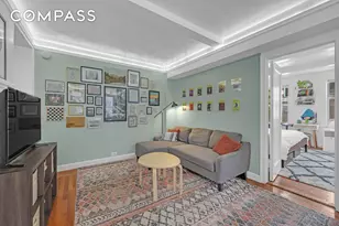 333 E 43rd St, New York City, NY 10017 - Photo 5