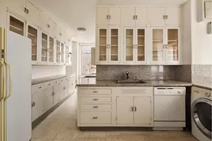 7 W 81st St, New York City, NY 10024 - Photo 7