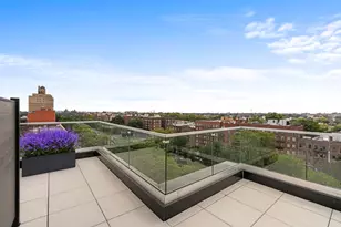 379 Ocean Pkwy, New York City, NY 11218 - Photo 19