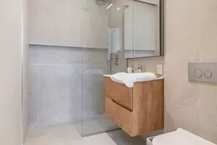 343 Menahan St, New York City, NY 11237 - Photo 7