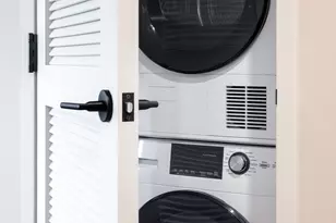 380 4th Ave, New York City, NY 11215 - Photo 35