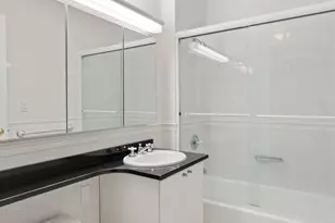 350 E 82nd St, New York City, NY 10028 - Photo 9