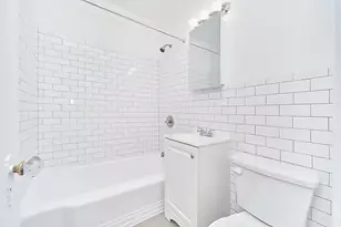 338 E 53rd St, New York City, NY 10022 - Photo 3