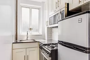 200 W 20th St, New York City, NY 10011 - Photo 3