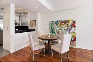 530 E 76th St, New York City, NY 10021 - Photo 17