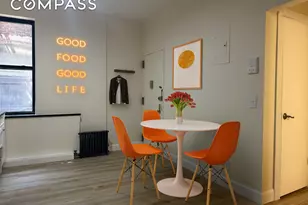 458 W 57th St, New York City, NY 10019 - Photo 9