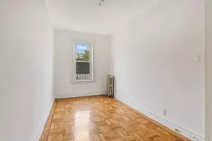 27 Van Dam St, New York City, NY 11222 - Photo 21