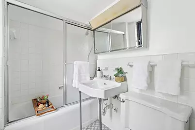 305 E 72nd Street #15B, New York City, NY 10021 - Photo 5