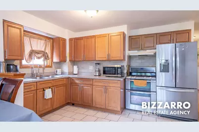 232 Emerson Avenue, New York City, NY 10465 - Photo 3