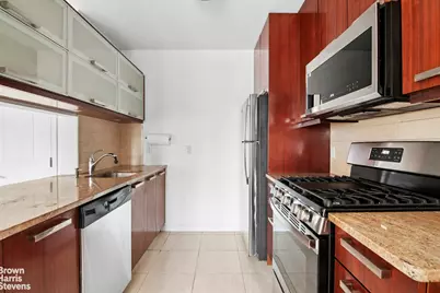 33-30 61st Street #306, New York City, NY 11377 - Photo 3