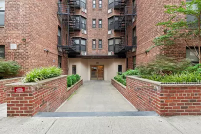 330 E 70th Street #6E, New York City, NY 10021 - Photo 7