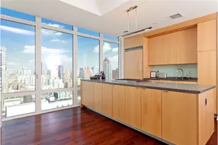 207 E 57th St, New York City, NY 10022 - Photo 3