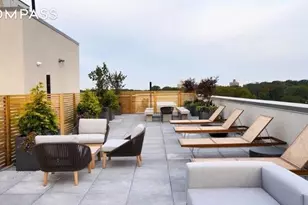 111 Montgomery St, New York City, NY 11225 - Photo 13