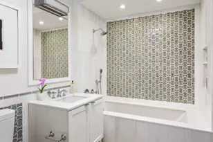 344 W 72nd St, New York City, NY 10023 - Photo 15