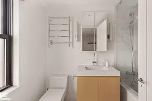 650 Park Ave, New York City, NY 10065 - Photo 5