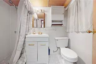 1169 Brooklyn Ave, New York City, NY 11203 - Photo 17