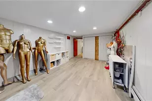 1169 Brooklyn Ave, New York City, NY 11203 - Photo 13