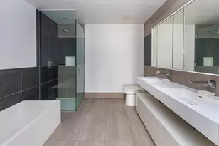 540 W 49th St, New York City, NY 10019 - Photo 5