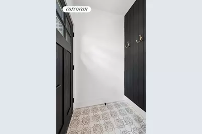 9 Roosevelt Court, New York City, NY 11232 - Photo 23