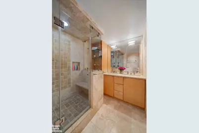 315 E 69th Street #5G, New York City, NY 10021 - Photo 7