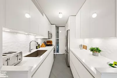 370 E 76th Street #C901, New York City, NY 10021 - Photo 3