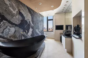 100 Jay St, New York City, NY 11201 - Photo 11