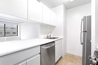 270 W 17th Street #5J, New York City, NY 10011 - Photo 3