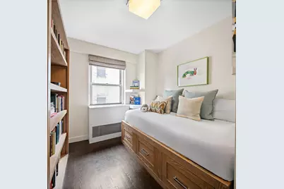 69 W 9th Street #8F, New York City, NY 10011 - Photo 9