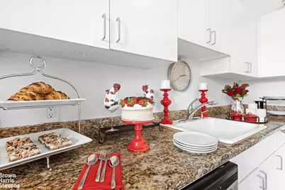 175 E Broadway #4A, New York City, NY 10002 - Photo 5