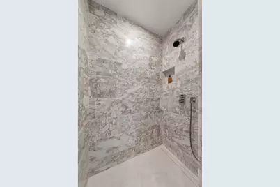 138 E 50th Street #26A, New York City, NY 10022 - Photo 5