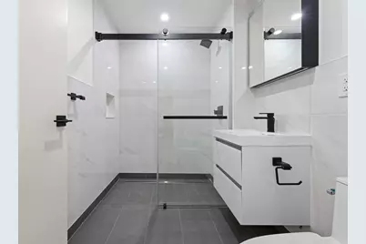 46-40 Vernon Boulevard #2B, New York City, NY 11101 - Photo 9