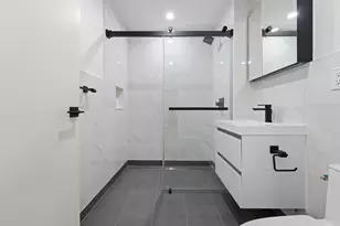 46-40 Vernon Blvd, New York City, NY 11101 - Photo 9