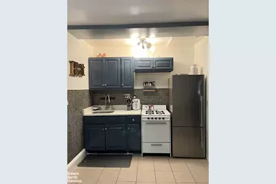 2524 Radcliff Avenue, New York City, NY 10469 - Photo 5