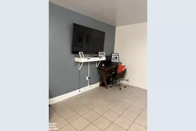 2524 Radcliff Avenue, New York City, NY 10469 - Photo 13