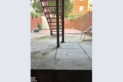 2524 Radcliff Avenue, New York City, NY 10469 - Photo 17