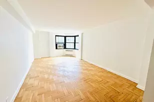 135 E 54th St, New York City, NY 10022 - Photo 7