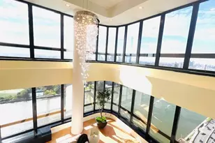 530 E 76th St, New York City, NY 10021 - Photo 5